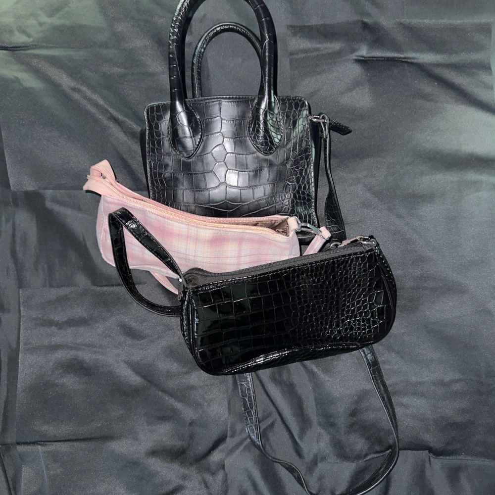Elegant Black Croc-Embossed Women's Handbag Set